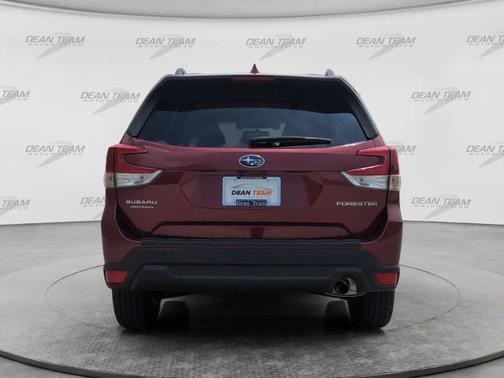 RED 2019 Subaru Forester Premium