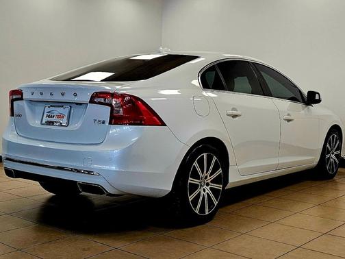 2017 Volvo S60 Inscription T5