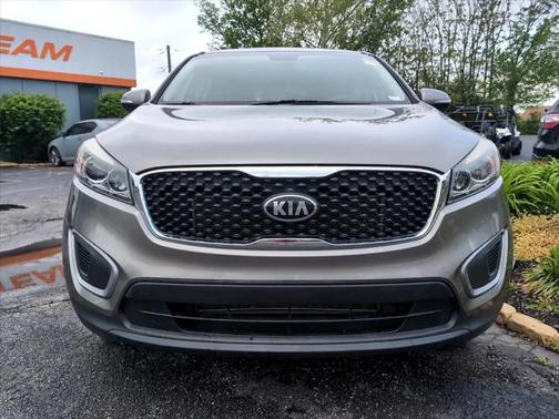 2016 Kia Sorento L