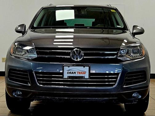 2014 Volkswagen Touareg 3.6L Sport