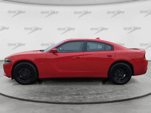 RED 2018 Dodge Charger GT
