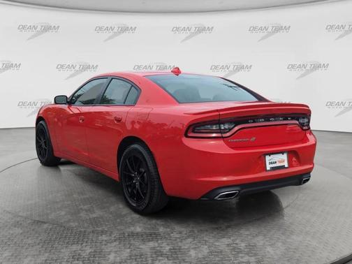 RED 2018 Dodge Charger GT