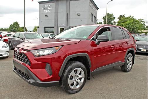 2022 Toyota RAV4 LE