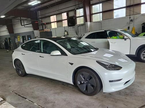 2023 Tesla Model 3 Standard Range