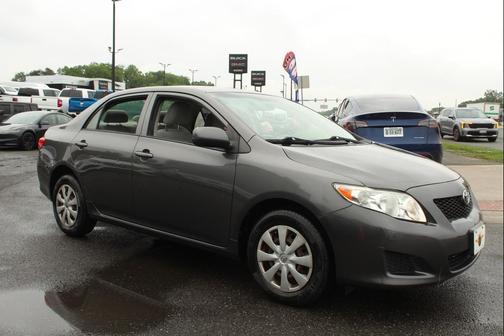 Gray 2010 Toyota Corolla LE