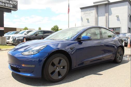Blue 2023 Tesla Model 3 Standard Range