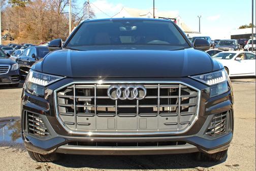 2023 Audi Q8 55 Premium Plus