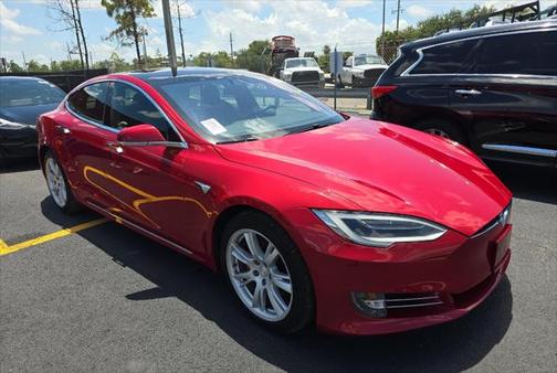 2020 Tesla Model S Performance