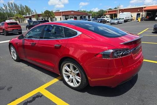 2020 Tesla Model S Performance