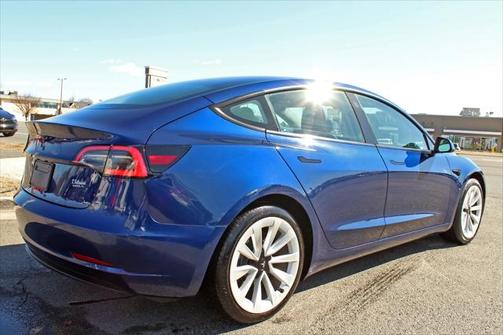 2022 Tesla Model 3 Standard Range