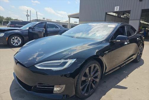 2020 Tesla Model S Performance