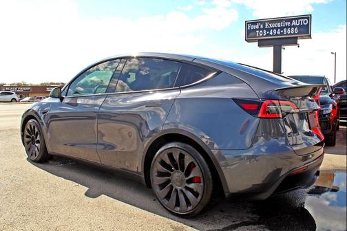Gray 2022 Tesla Model Y Performance