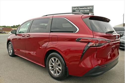2021 Toyota Sienna XLE 7 Passenger