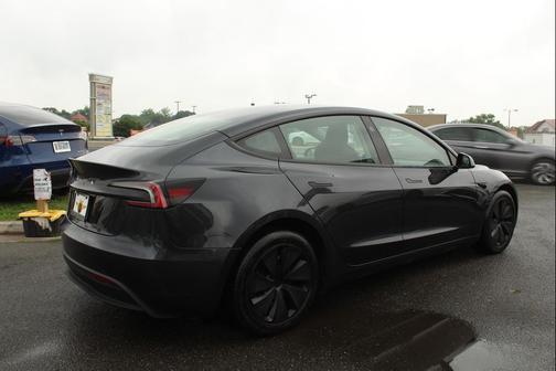 Gray 2024 Tesla Model 3 Standard Range