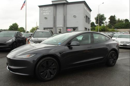 Gray 2024 Tesla Model 3 Standard Range