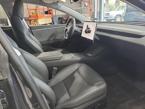 Gray 2024 Tesla Model 3 Standard Range