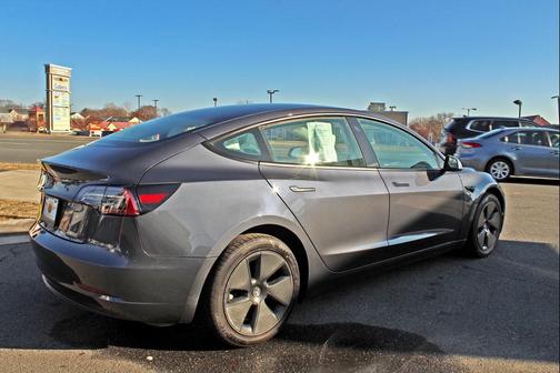 2023 Tesla Model 3 Standard Range