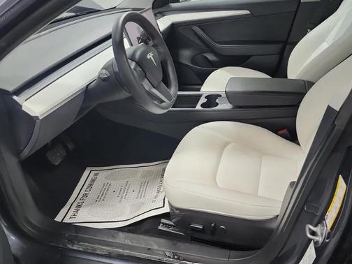 2023 Tesla Model 3 Standard Range