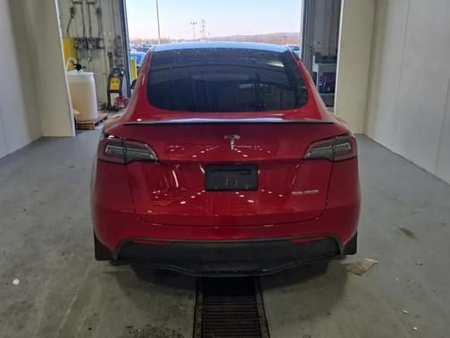 2022 Tesla Model Y Performance Dual Motor All-Wheel Drive