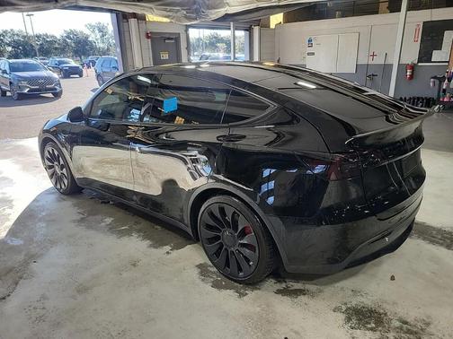 2021 Tesla Model Y Performance