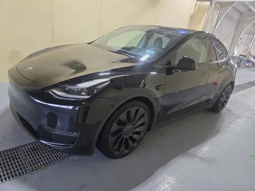 2022 Tesla Model Y Performance Dual Motor All-Wheel Drive