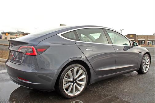 2018 Tesla Model 3 Performance