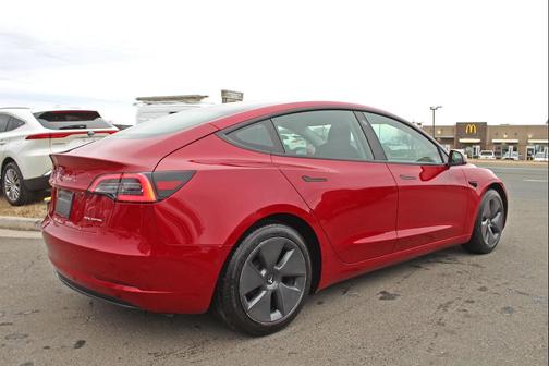 2021 Tesla Model 3 Standard Range Plus