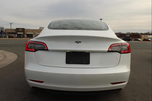 2023 Tesla Model 3 Standard Range