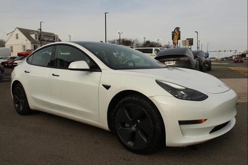 2023 Tesla Model 3 Standard Range