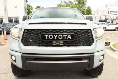 Silver 2019 Toyota Tundra SR5