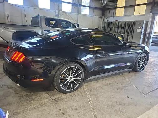 2016 Ford Mustang EcoBoost Premium