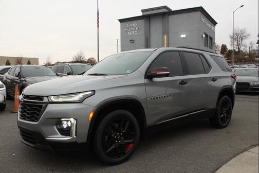 2023 Chevrolet Traverse Premier