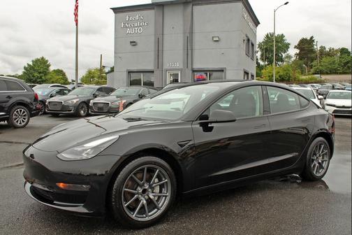 Black 2023 Tesla Model 3 Standard Range