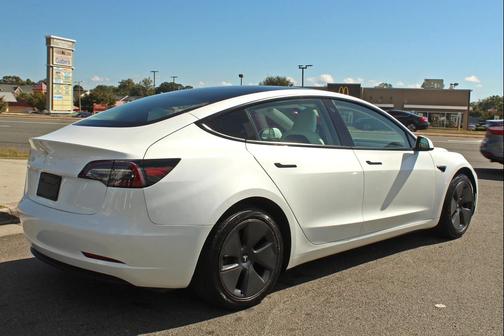 2023 Tesla Model 3 Standard Range
