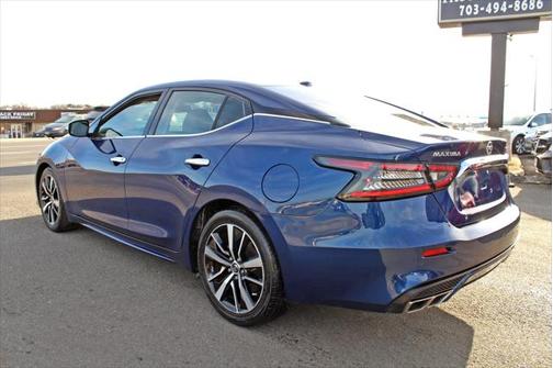2022 Nissan Maxima SV