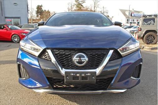 2022 Nissan Maxima SV