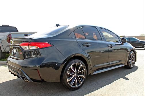 Black 2020 Toyota Corolla SE