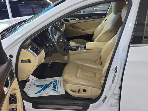 2016 Hyundai Genesis 3.8