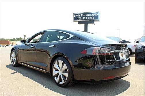 2020 Tesla Model S Long Range