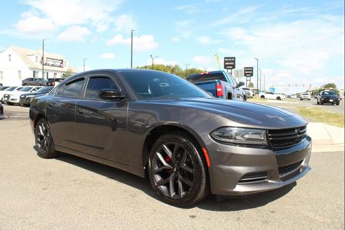 2019 Dodge Charger SXT