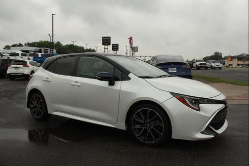 WHITE 2021 Toyota Corolla XSE
