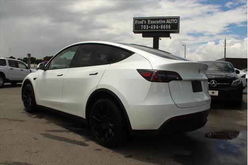 2023 Tesla Model Y Long Range