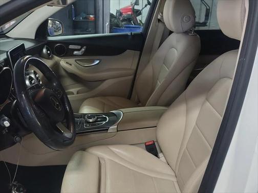2018 Mercedes-Benz GLC 300 4MATIC
