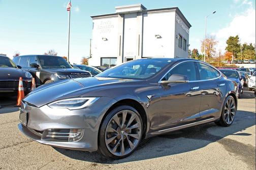 2020 Tesla Model S Long Range