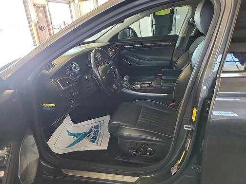 2019 Genesis G90 Premium