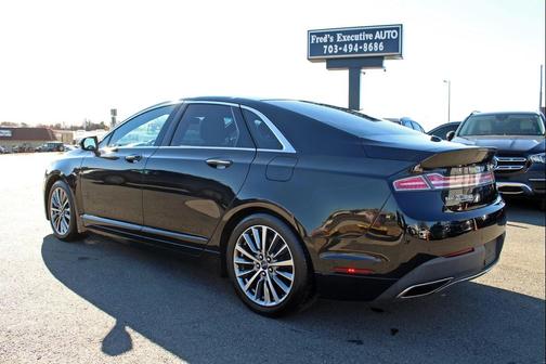 2017 Lincoln MKZ Base