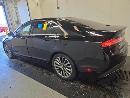 2017 Lincoln MKZ Base