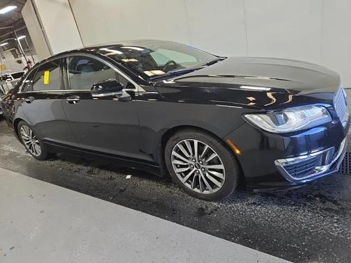 2017 Lincoln MKZ Base