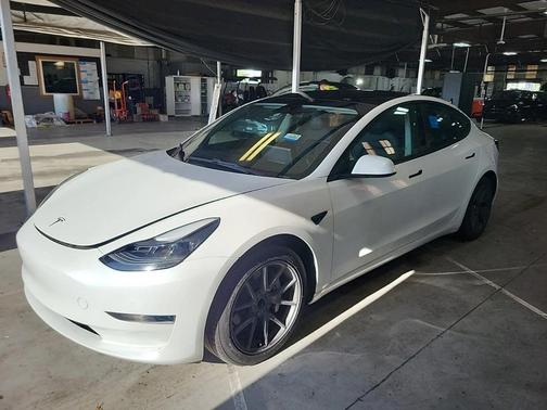 2023 Tesla Model 3 Standard Range