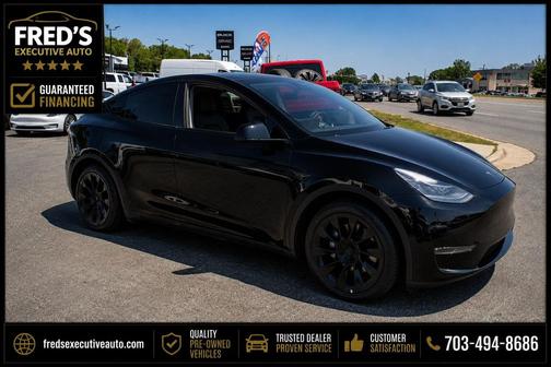 Black 2023 Tesla Model Y Long Range